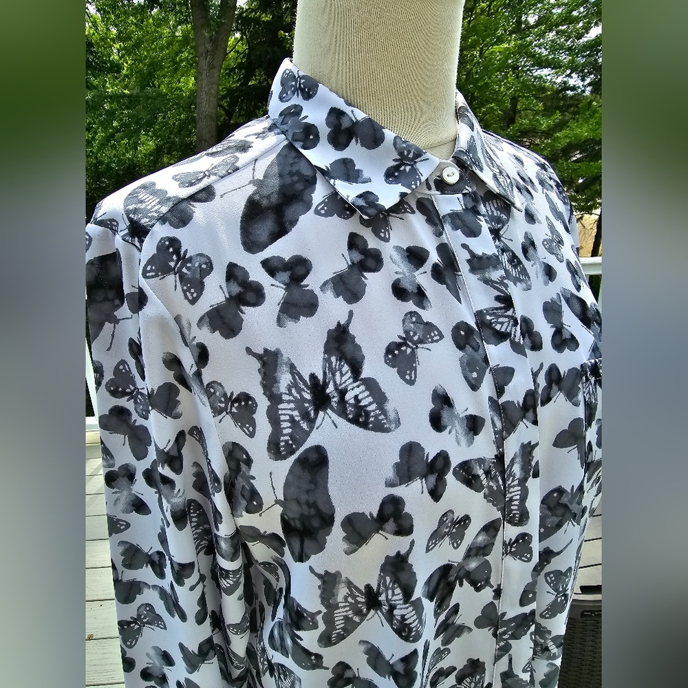 NYDJ Medium Butterfly Blouse